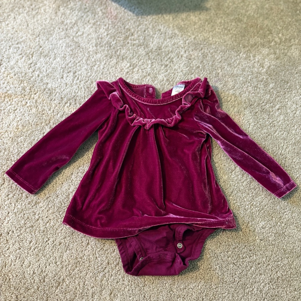 Just One You by Carter’s Velvet Ruffle Long-Sleeve Bodysuit Dress (18M) 💕✨